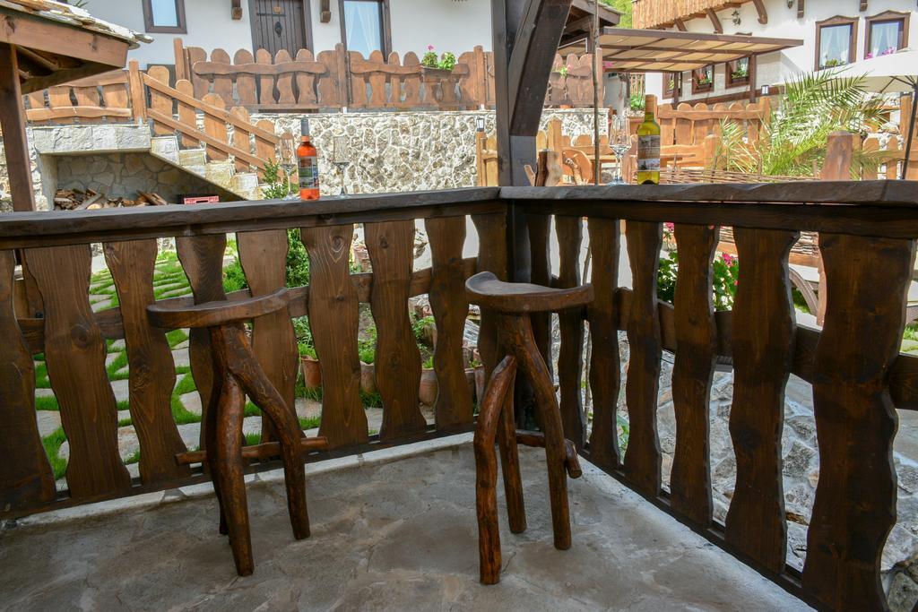 Complex Starite Kashti Hotel Medovo Eksteriør billede