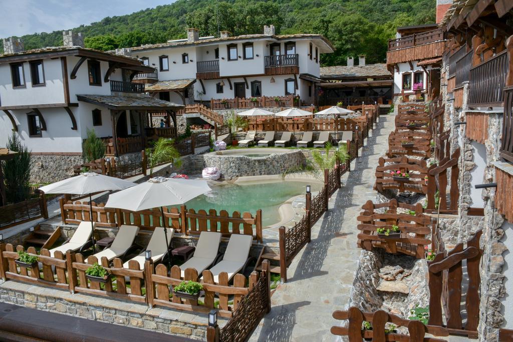 Complex Starite Kashti Hotel Medovo Eksteriør billede